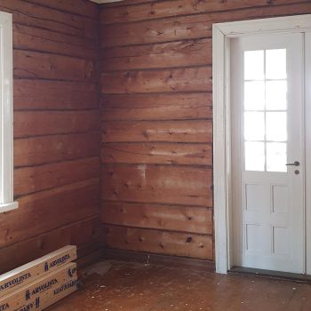 Hirsitalon maalauksen pohjatyöt