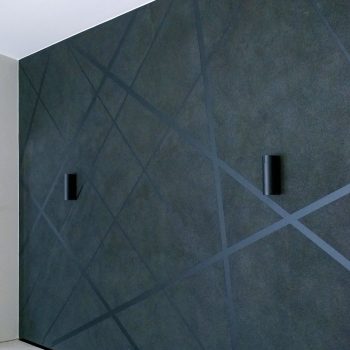 Musta maalattu efektiseinä